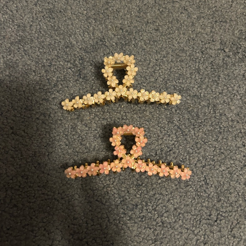 Floral Hair Clips in Cream and Pink